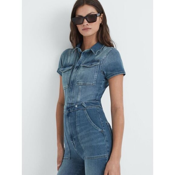 Good American Denim Short Sleeve Jumpsuit Size 4 Zip Front Flare Legs Blue - Picture 3 of 16